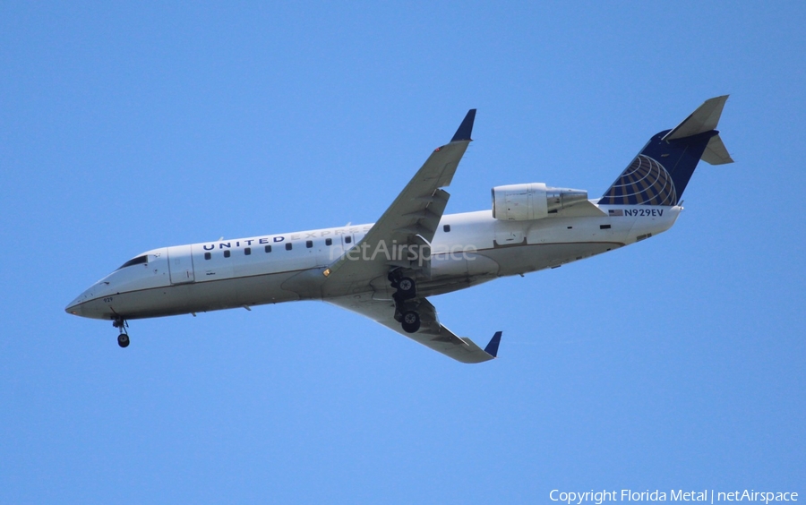 United Express (SkyWest Airlines) Bombardier CRJ-200ER (N929EV) | Photo 321299