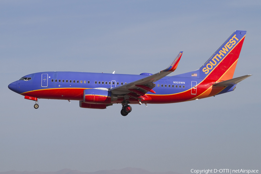 Southwest Airlines Boeing 737-7H4 (N929WN) | Photo 425387