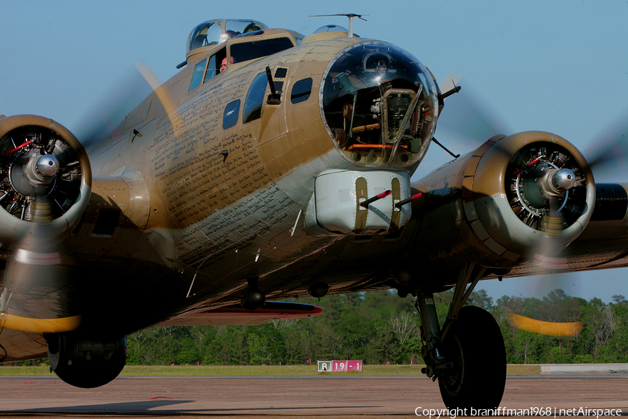 Collings Foundation Boeing B-17G Flying Fortress (N93012) | Photo 51764