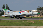 (Private) Mikoyan-Gurevich MiG-21MF Fishbed-J (N9307) at  Oshkosh - Wittman Regional, United States