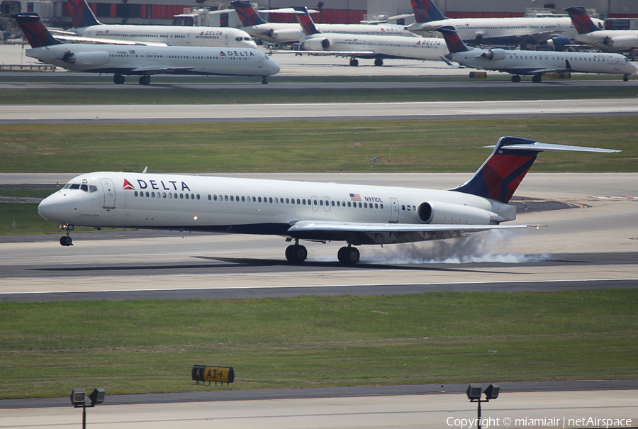 Delta Air Lines McDonnell Douglas MD-88 (N931DL) | Photo 6800