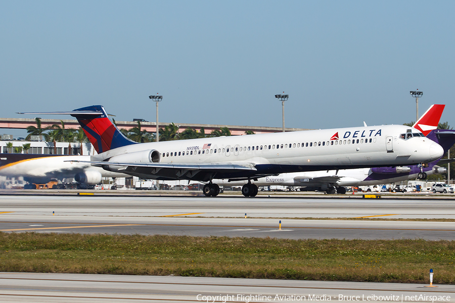 Delta Air Lines McDonnell Douglas MD-88 (N931DL) | Photo 155643