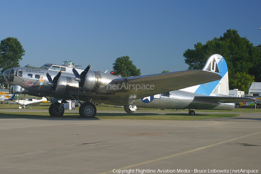 Commemorative Air Force Boeing B-17G Flying Fortress (N9323Z) | Photo 168225