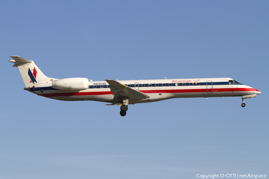 American Eagle Embraer ERJ-145LR (N932AE) | Photo 430576