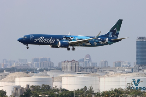 Alaska Airlines Boeing 737-9 MAX (N932AK) at  Ft. Lauderdale - International, United States