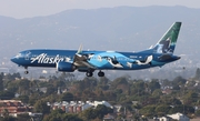 Alaska Airlines Boeing 737-9 MAX (N932AK) at  Los Angeles - International, United States