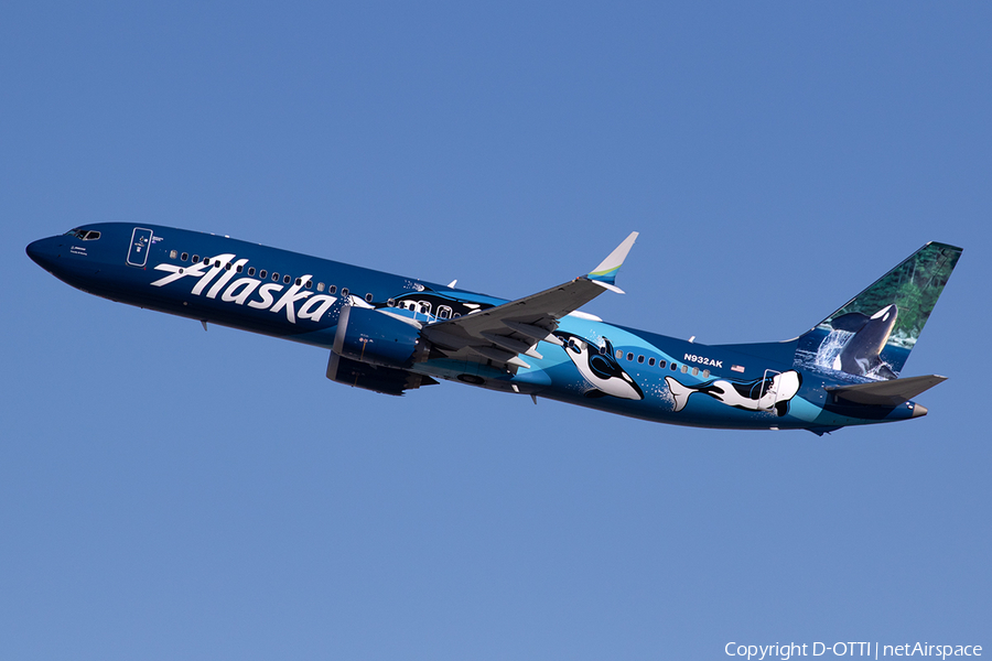 Alaska Airlines Boeing 737-9 MAX (N932AK) | Photo 539653