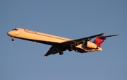 Delta Air Lines McDonnell Douglas MD-90-30 (N932DN) at  Tampa - International, United States