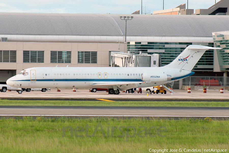 NASA McDonnell Douglas DC-9-33(F) (N932NA) | Photo 73663