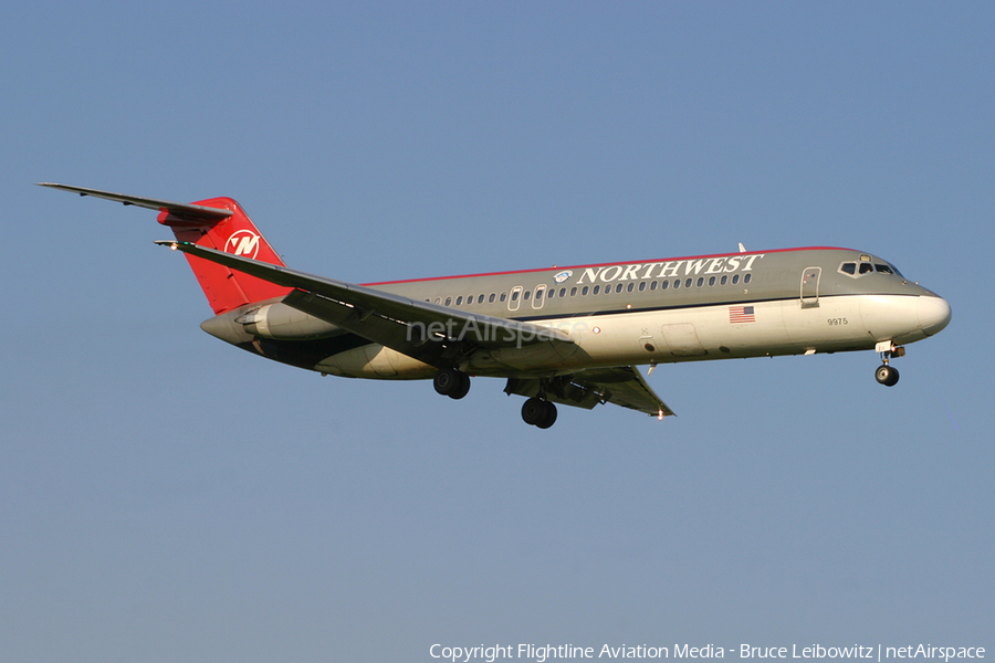 Northwest Airlines McDonnell Douglas DC-9-31 (N9339) | Photo 178712