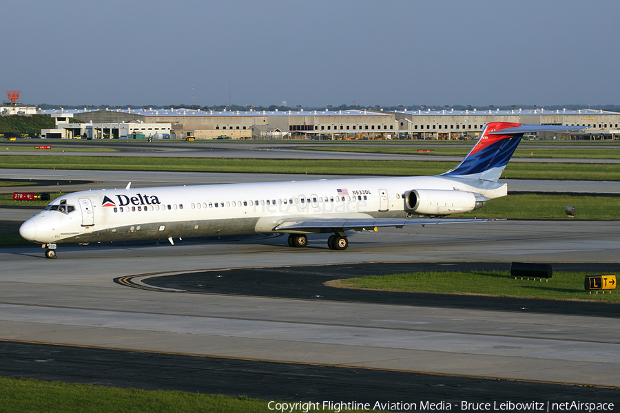 Delta Air Lines McDonnell Douglas MD-88 (N933DL) | Photo 117578