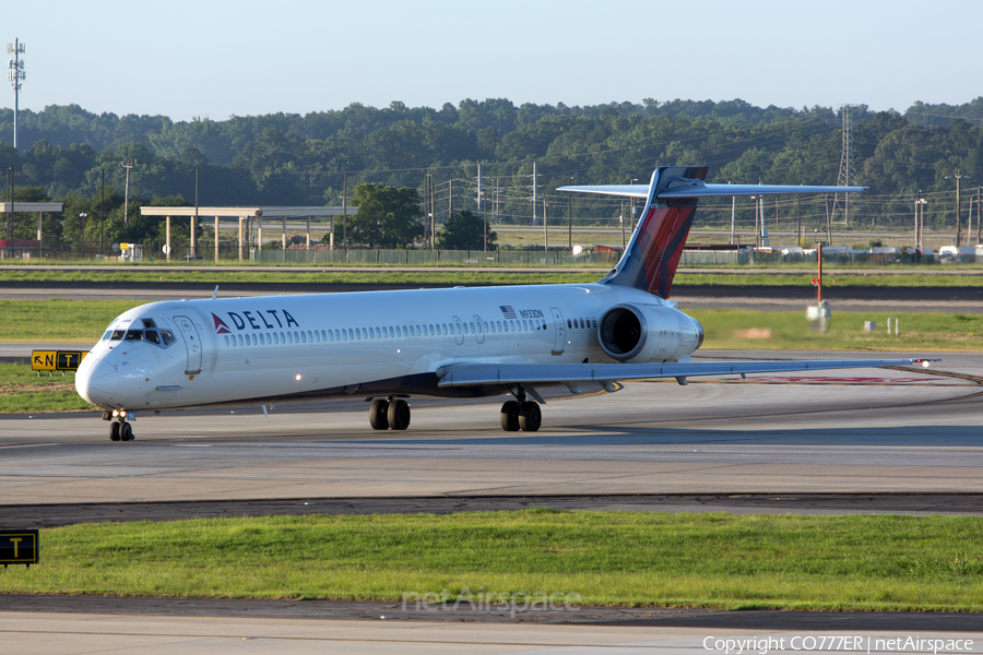Delta Air Lines McDonnell Douglas MD-90-30 (N933DN) | Photo 115721