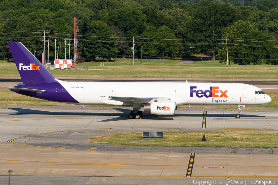 FedEx Boeing 757-21B(SF) (N933FD) | Photo 480870