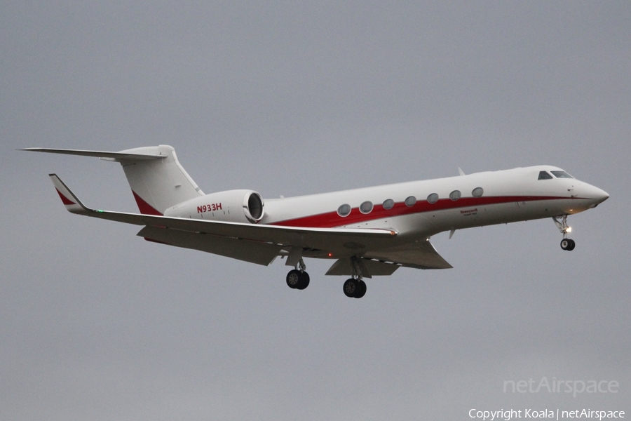 (Private) Gulfstream G-V-SP (G550) (N933H) | Photo 601218