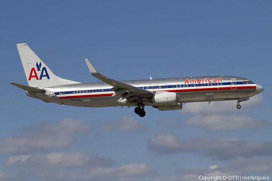 American Airlines Boeing 737-823 (N935AN) | Photo 432032