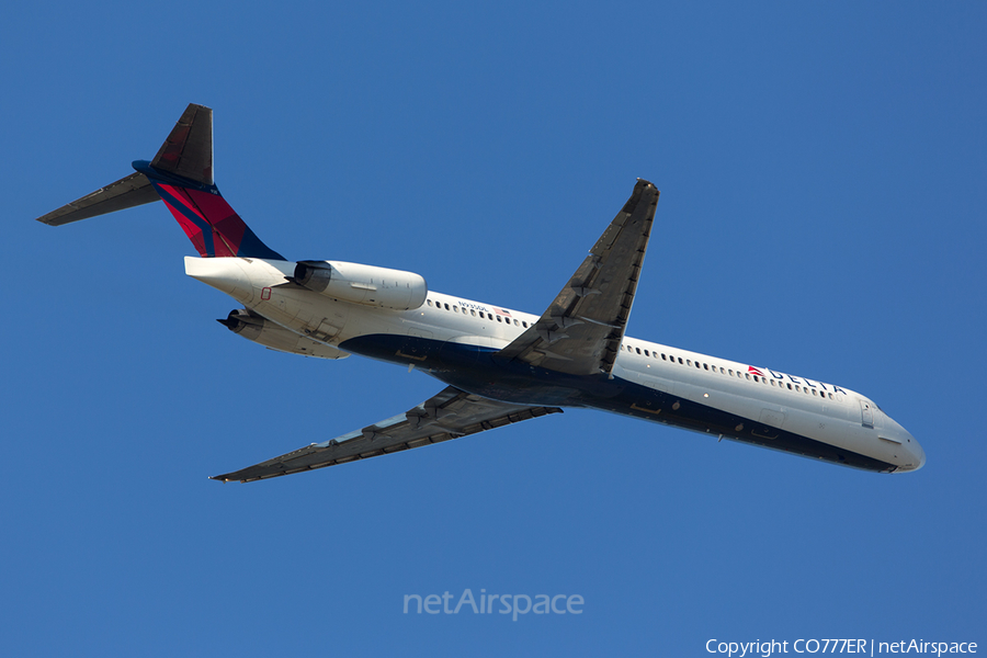 Delta Air Lines McDonnell Douglas MD-88 (N935DL) | Photo 116915