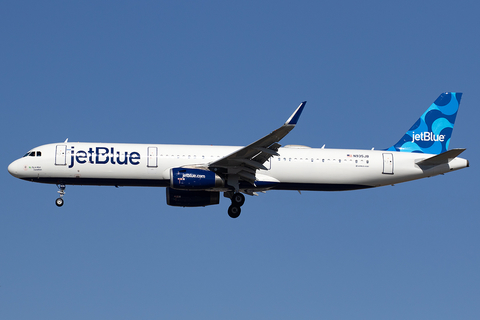 JetBlue Airways Airbus A321-231 (N935JB) at  Los Angeles - International, United States