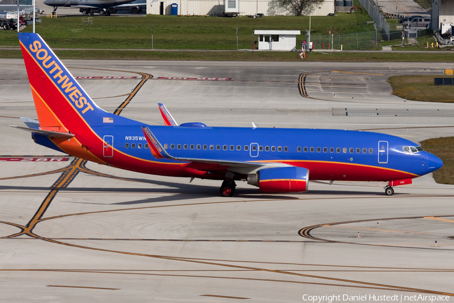 Southwest Airlines Boeing 737-7H4 (N935WN) | Photo 518558