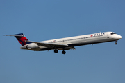 Delta Air Lines McDonnell Douglas MD-90-30 (N936DN) at  Atlanta - Hartsfield-Jackson International, United States