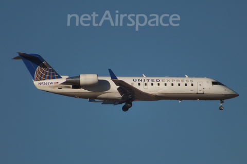 United Express (SkyWest Airlines) Bombardier CRJ-200LR (N936SW) at  Albuquerque - International, United States