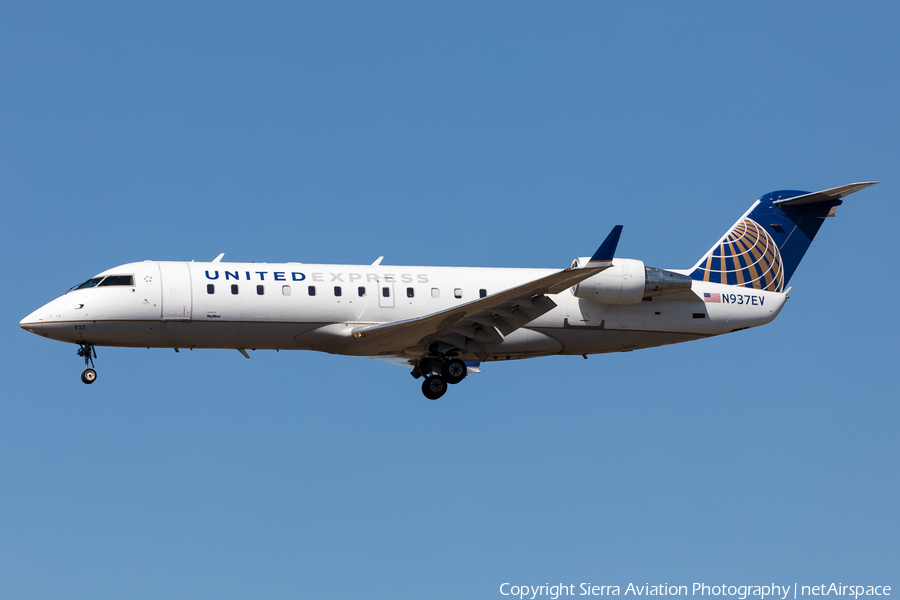 United Express (SkyWest Airlines) Bombardier CRJ-200ER (N937EV) | Photo 353707