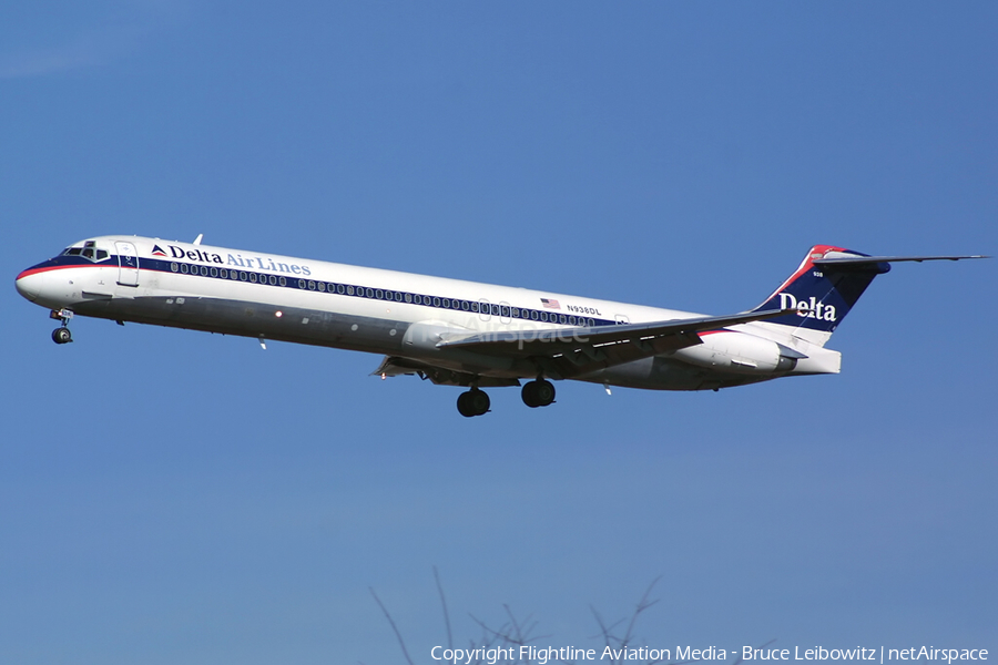 Delta Air Lines McDonnell Douglas MD-88 (N938DL) | Photo 128136