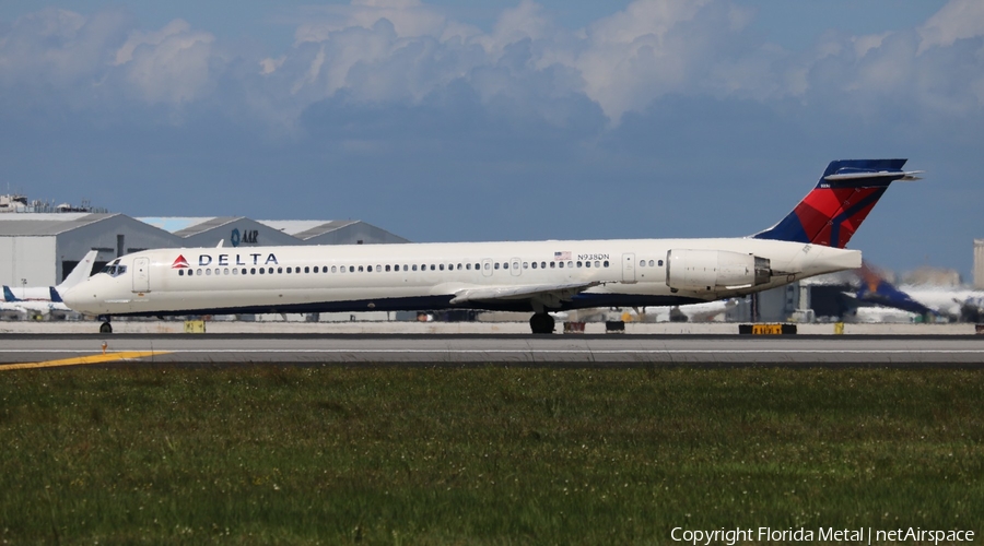 Delta Air Lines McDonnell Douglas MD-90-30 (N938DN) | Photo 321674