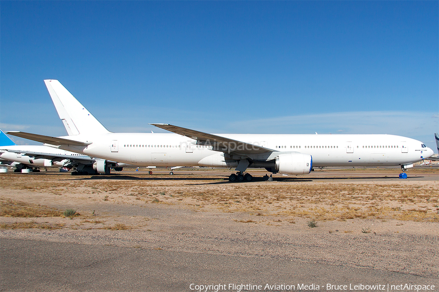 AerCap Boeing 777-31H (N939AR) | Photo 355374