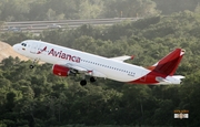 Avianca Airbus A320-214 (N939AV) at  Cancun - International, Mexico