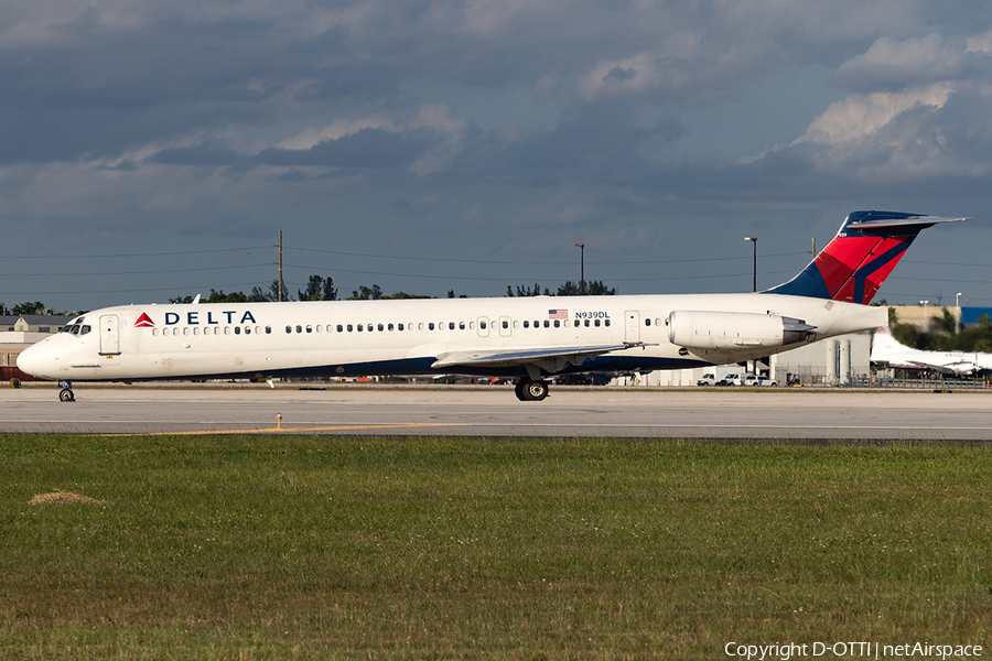 Delta Air Lines McDonnell Douglas MD-88 (N939DL) | Photo 134499