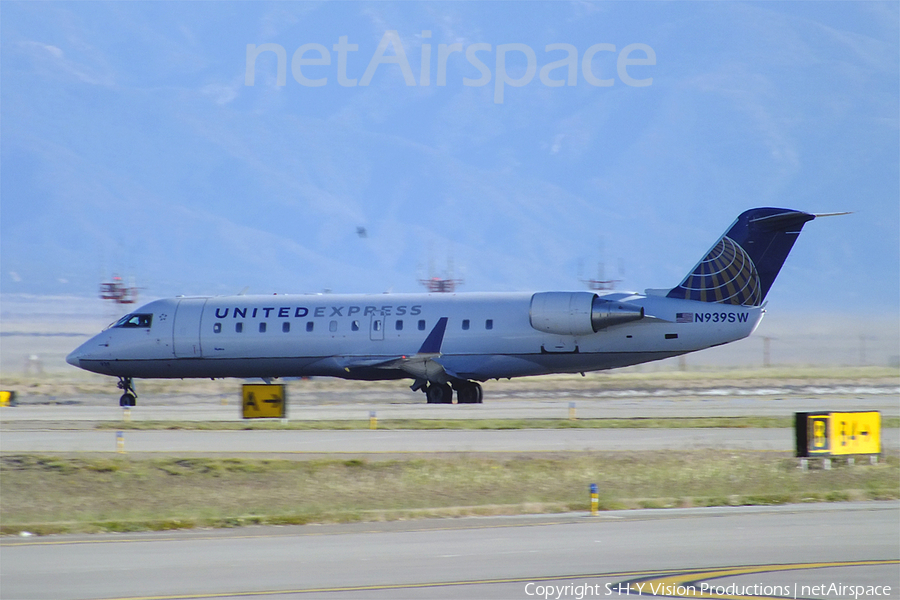 United Express (SkyWest Airlines) Bombardier CRJ-200LR (N939SW) | Photo 33504