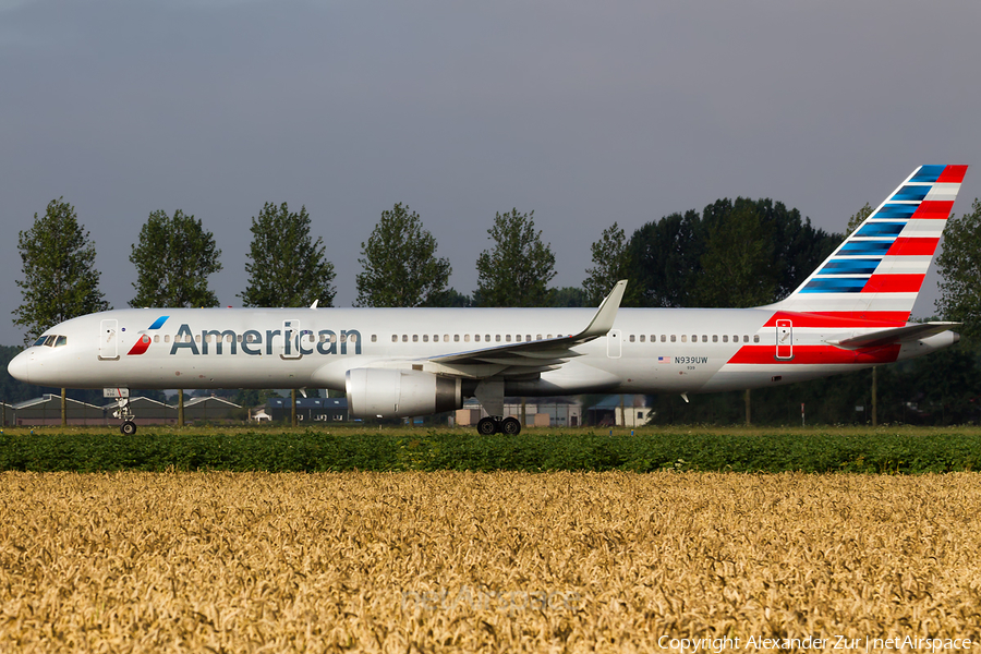 American Airlines Boeing 757-2B7 (N939UW) | Photo 120315