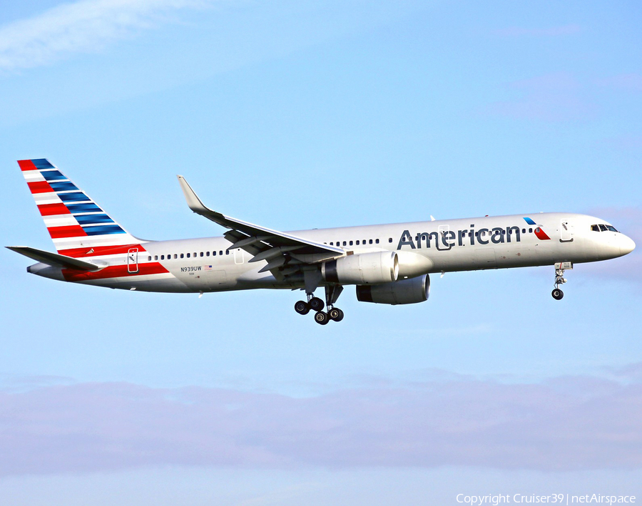 American Airlines Boeing 757-2B7 (N939UW) | Photo 179530