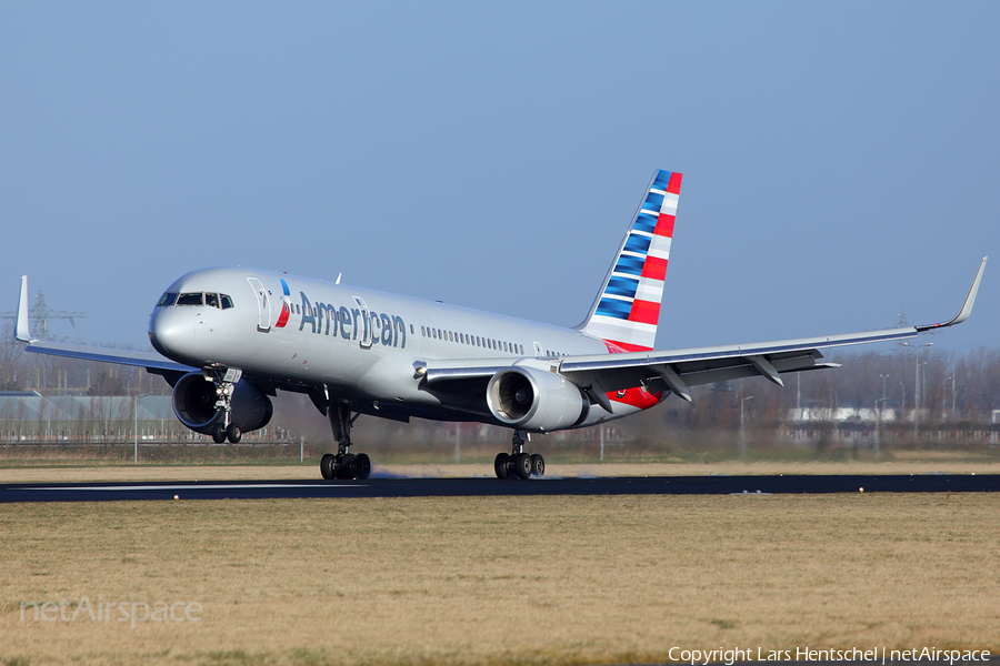 American Airlines Boeing 757-2B7 (N939UW) | Photo 68875
