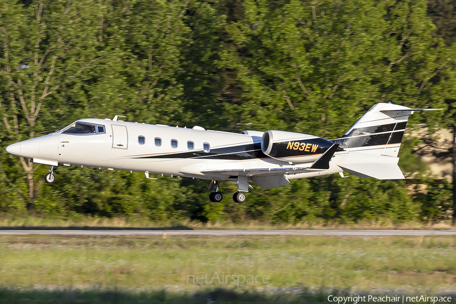 (Private) Bombardier Learjet 60 (N93EW) | Photo 444013