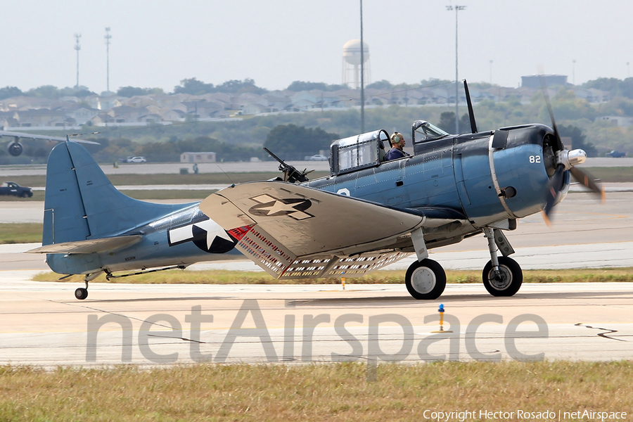 (Private) Douglas A-24B Dauntless (N93RW) | Photo 199298