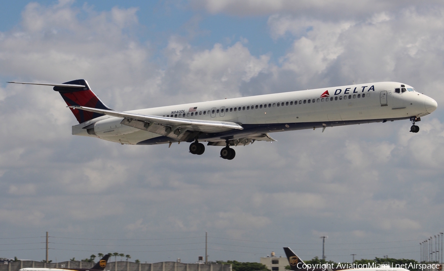 Delta Air Lines McDonnell Douglas MD-88 (N940DL) | Photo 181498