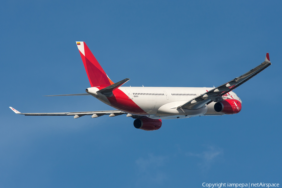 Avianca Airbus A330-243 (N941AV) | Photo 66501