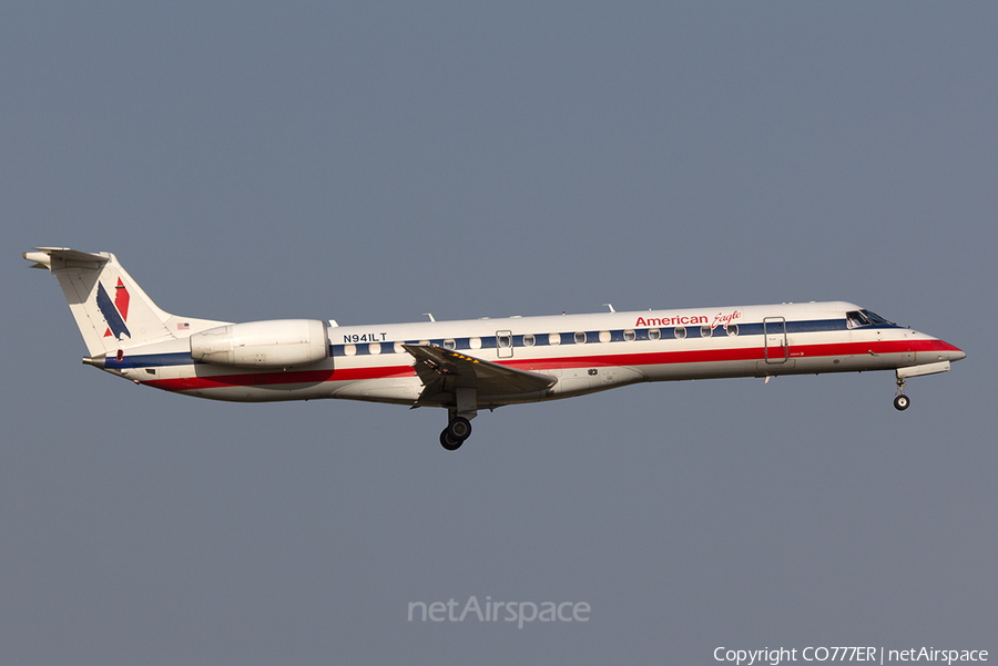 American Eagle Embraer ERJ-145LR (N941LT) | Photo 8178