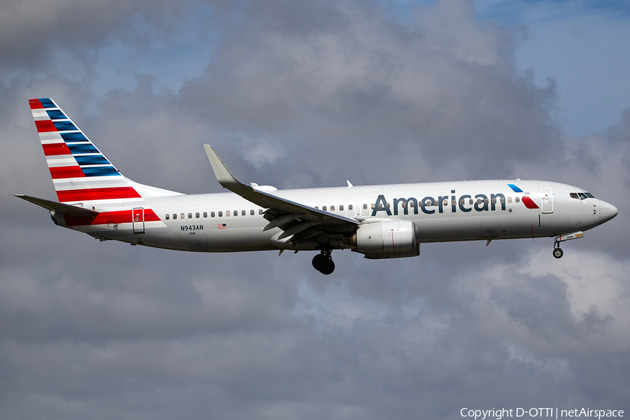 American Airlines Boeing 737-823 (N943AN) | Photo 612884