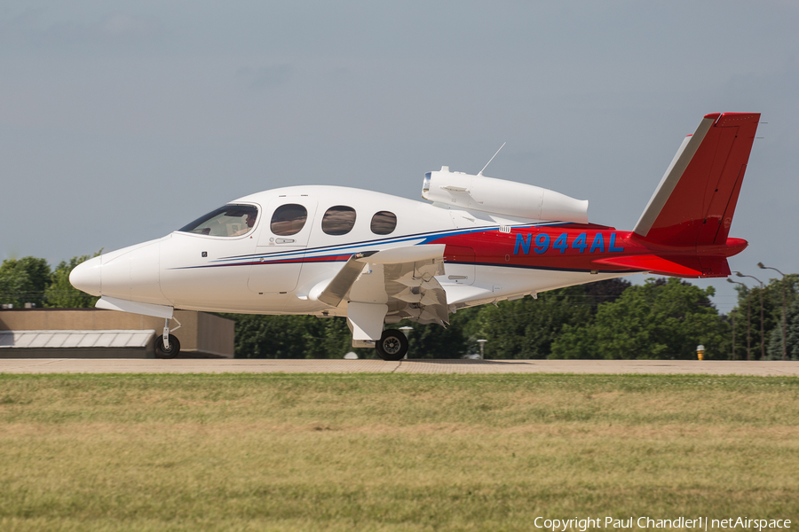 (Private) Cirrus SF50 Vision Jet G2 (N944AL) | Photo 367985