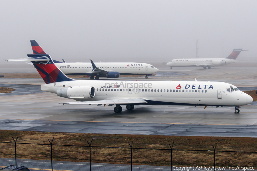 Delta Air Lines Boeing 717-2BD (N944AT) | Photo 137238