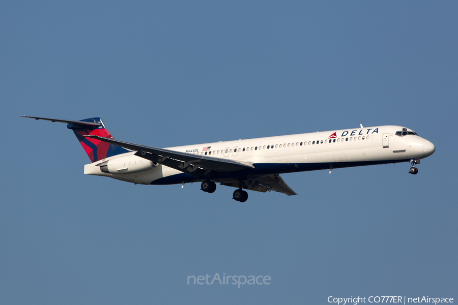 Delta Air Lines McDonnell Douglas MD-88 (N945DL) | Photo 60892