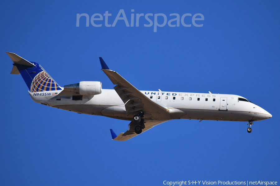 United Express (SkyWest Airlines) Bombardier CRJ-200LR (N945SW) | Photo 137433