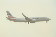 American Airlines Boeing 737-823 (N946AN) at  Los Angeles - International, United States