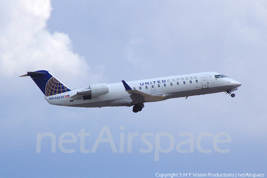 United Express (SkyWest Airlines) Bombardier CRJ-200LR (N946SW) | Photo 10848