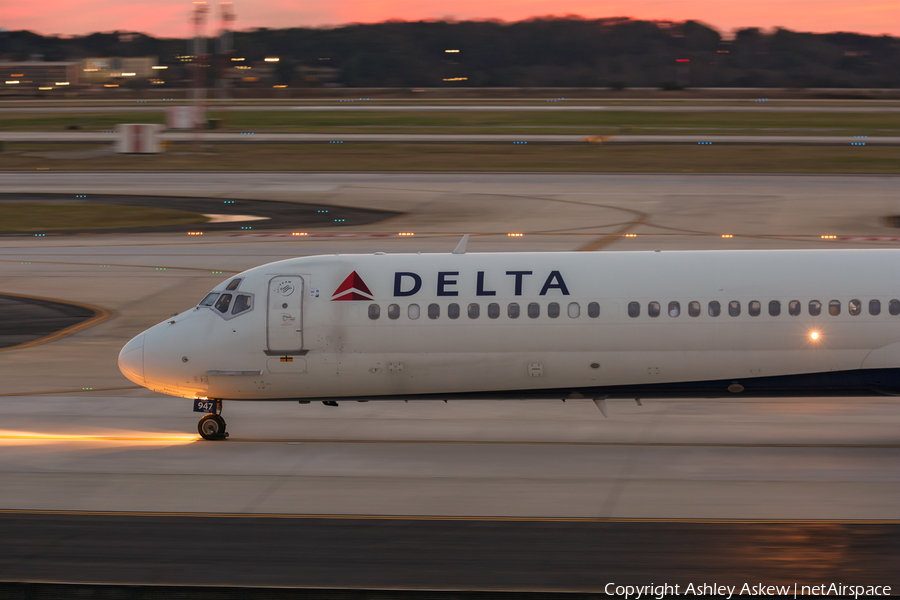 Delta Air Lines McDonnell Douglas MD-88 (N947DL) | Photo 97119