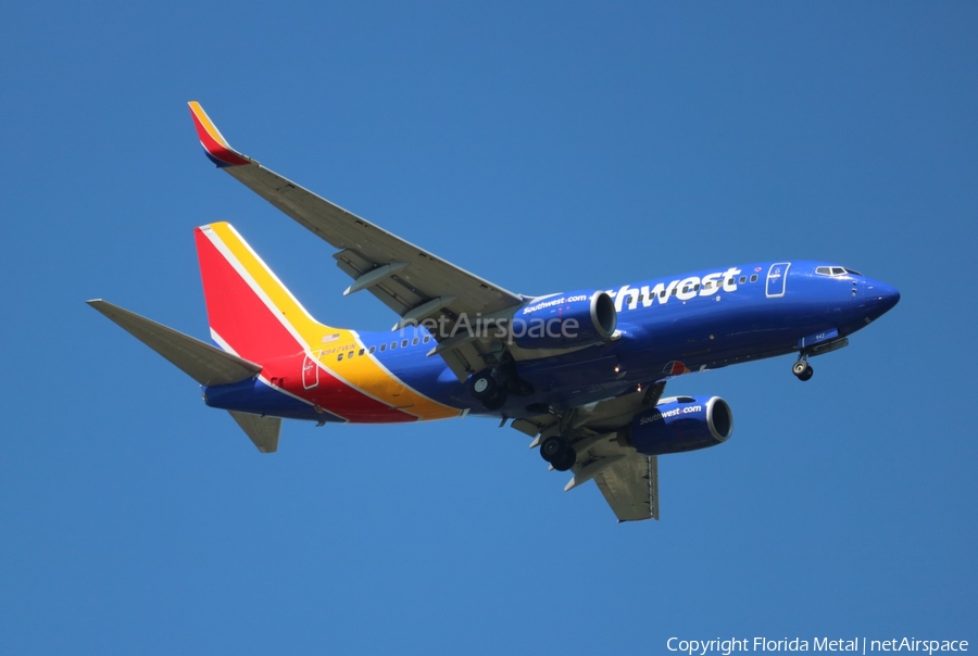 Southwest Airlines Boeing 737-7H4 (N947WN) | Photo 351597