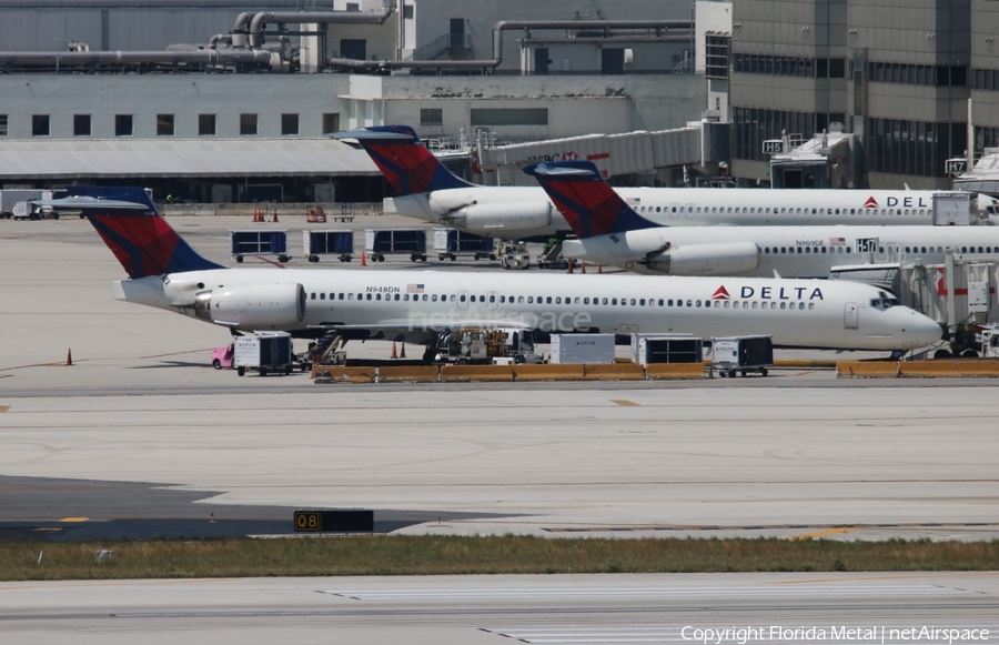Delta Air Lines McDonnell Douglas MD-90-30 (N948DN) | Photo 321946