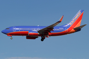 Southwest Airlines Boeing 737-7H4 (N948WN) at  Los Angeles - International, United States